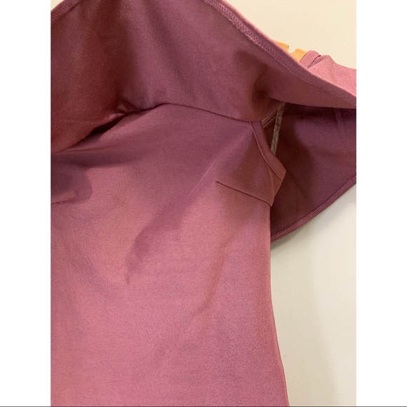 Bodycon Off The Shoulder Dress Size Medium - Picture 4 of 6